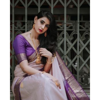 Traditional Wear Soft Lichi Silk Saree