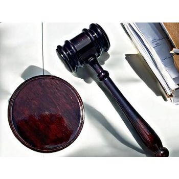 wooden gavel, Wooden Gavel - Classic Judge Hammer, Ideal for Courtroom, Office, Auctions,